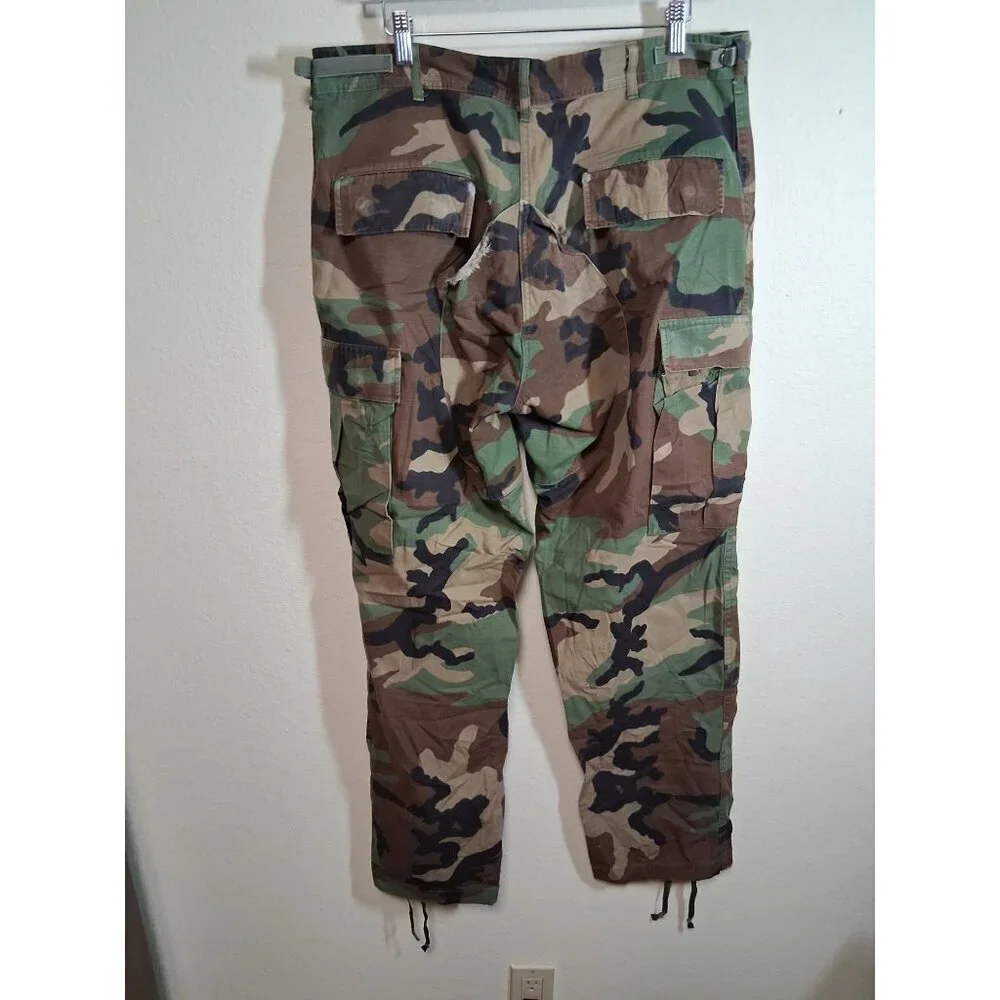 Military Fatigues Woodland Camouflage Pants Grunge Y2K Hunting Size Medium Regul